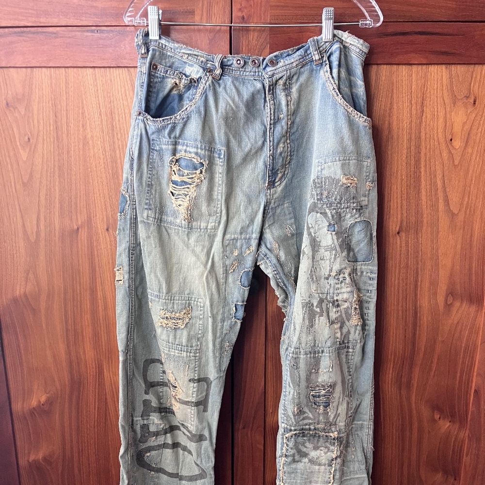 Magnolia Pearl Embroidered Jeans